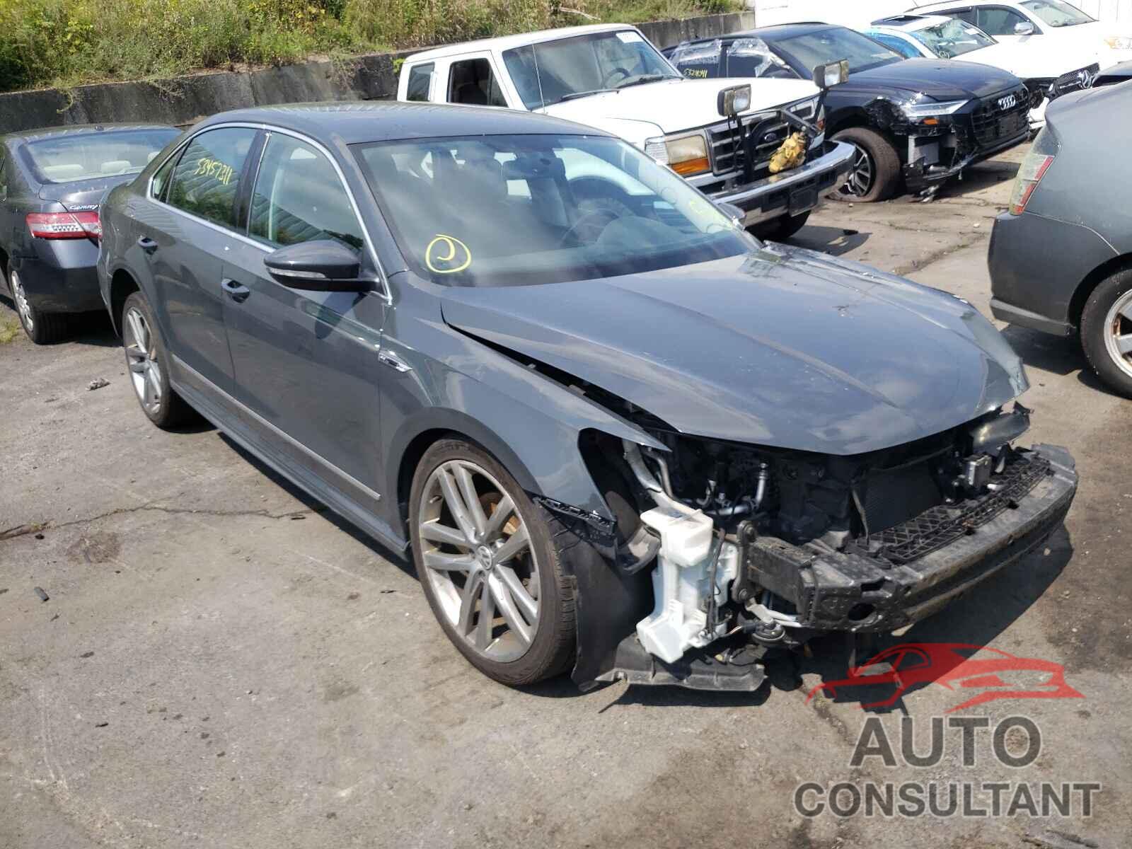 VOLKSWAGEN PASSAT 2017 - 1VWDT7A31HC073752