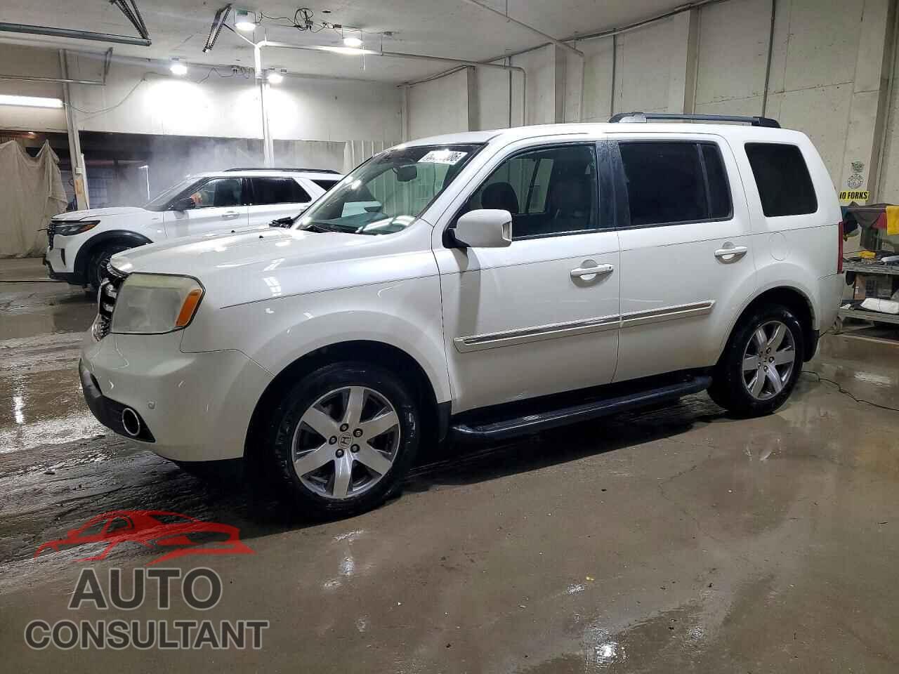 HONDA PILOT 2013 - 5FNYF3H97DB044669