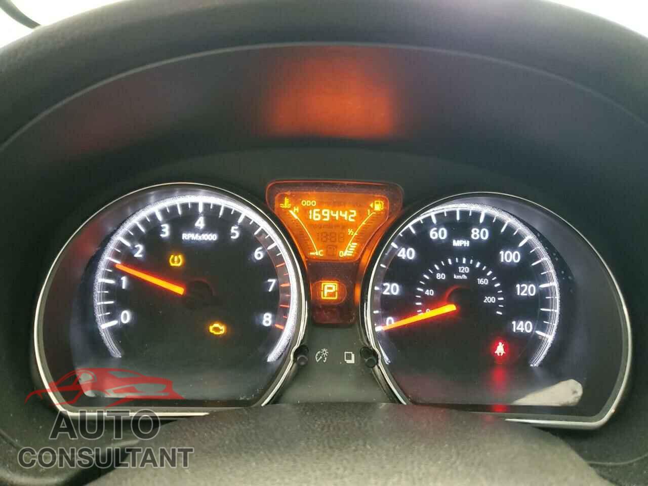 NISSAN VERSA 2017 - 3N1CE2CP3HL354762
