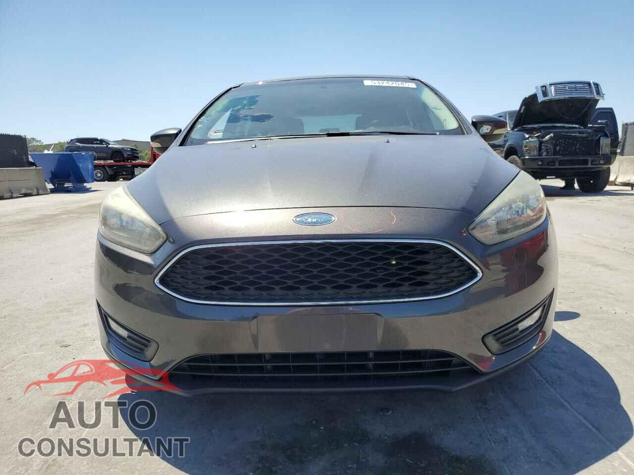 FORD FOCUS 2017 - 1FADP3M26HL338108