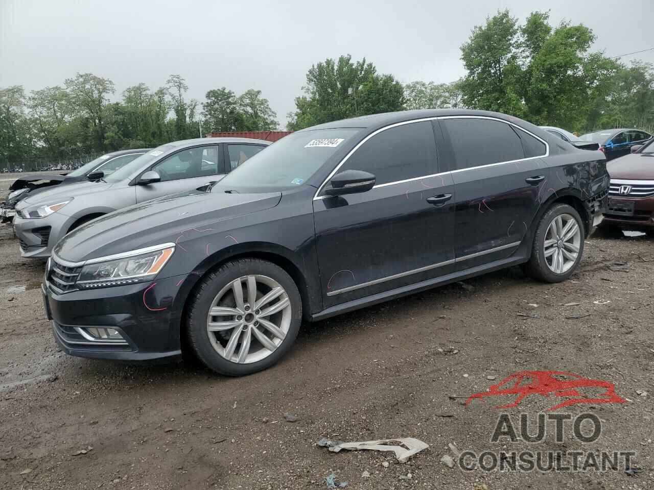 VOLKSWAGEN PASSAT 2017 - 1VWGT7A37HC028358