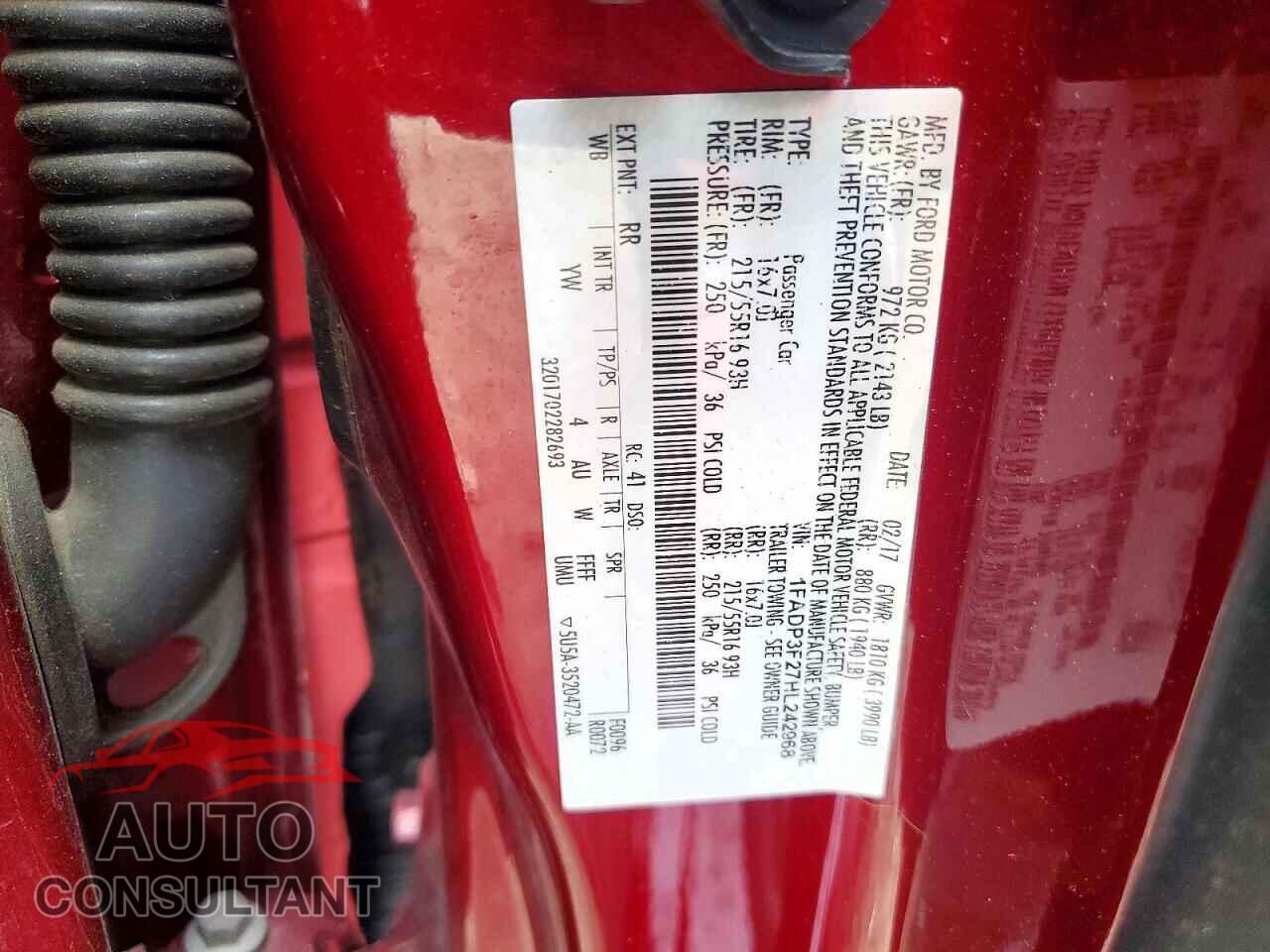 FORD FOCUS 2017 - 1FADP3F27HL242968