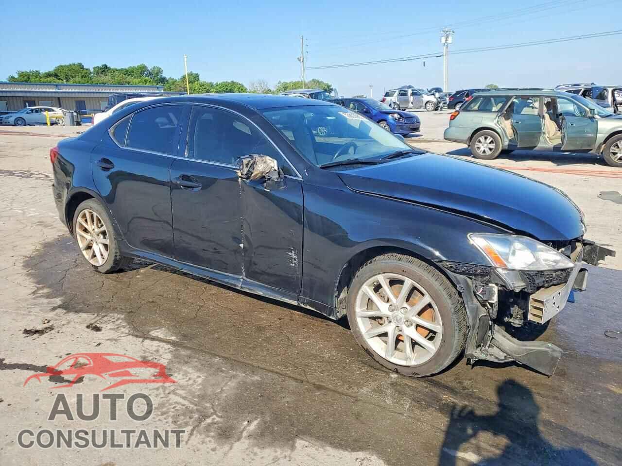 LEXUS IS 2012 - JTHCF5C2XC5055387