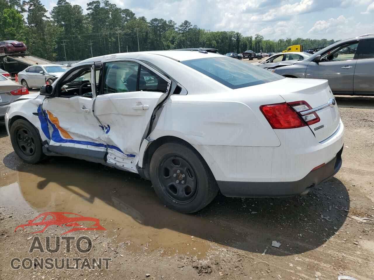 FORD TAURUS 2018 - 1FAHP2MK9JG139029