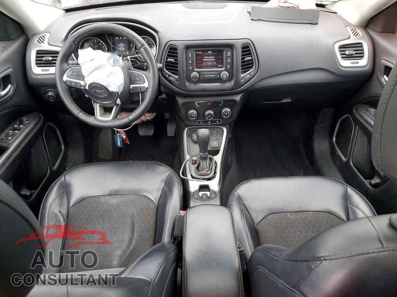 JEEP COMPASS 2017 - 3C4NJDBB3HT681939
