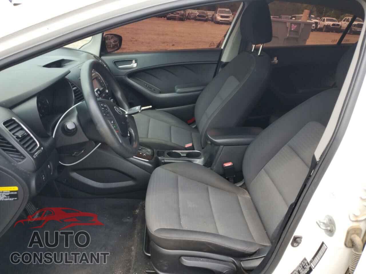 KIA FORTE 2017 - 3KPFL4A75HE113627