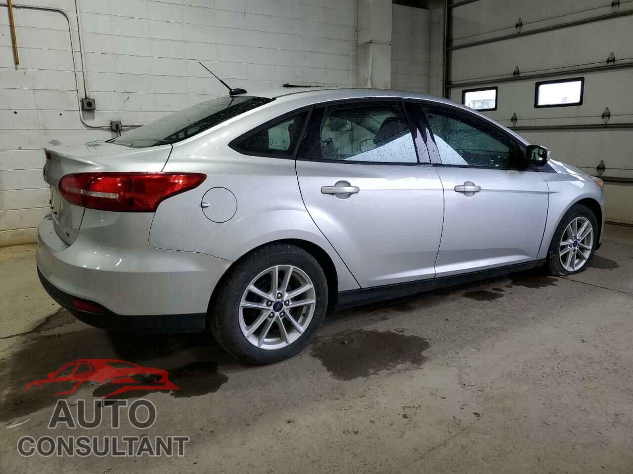 FORD FOCUS 2017 - 1FADP3F29HL304936