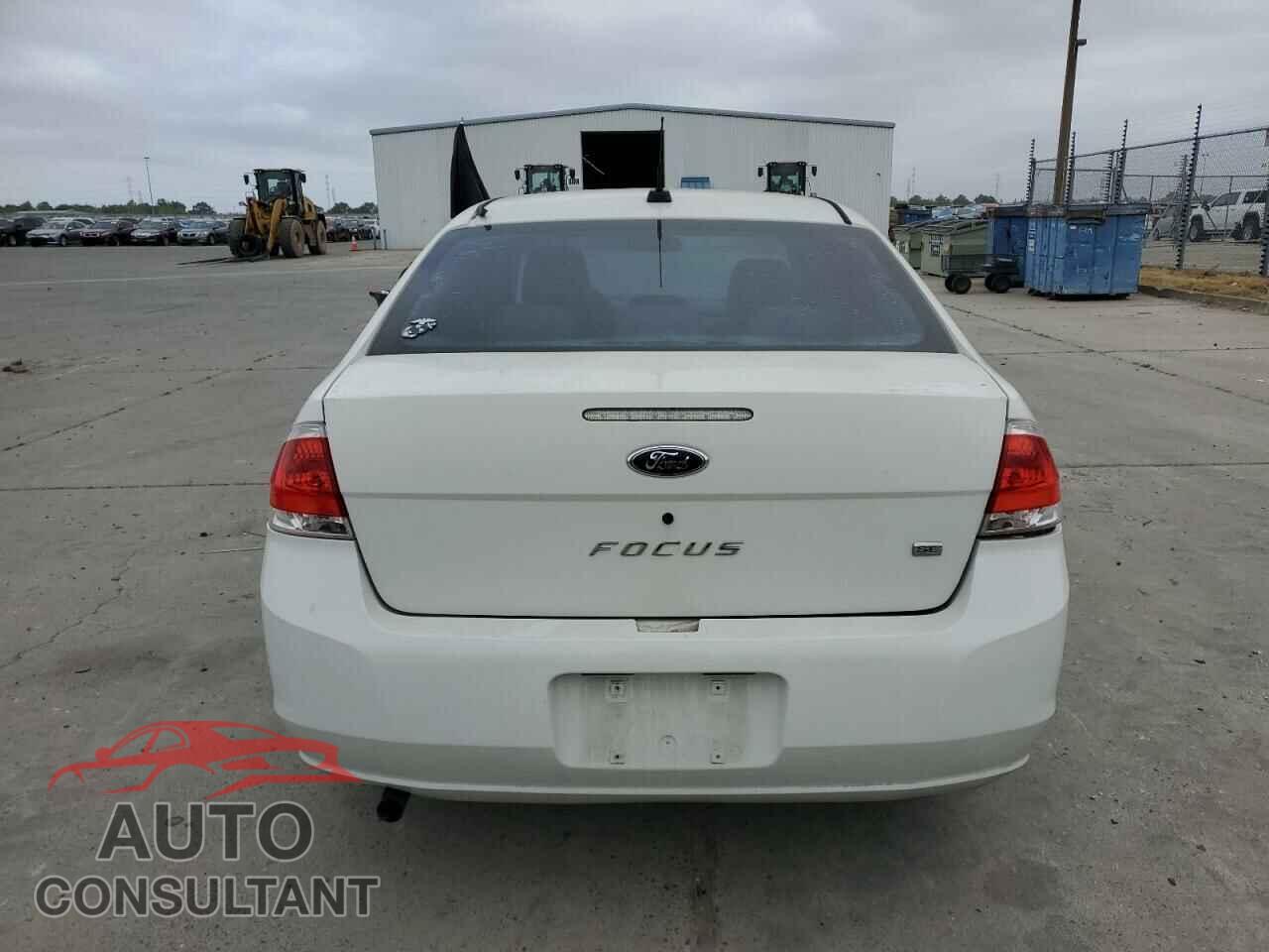 FORD FOCUS 2009 - 1FAHP35N49W224103