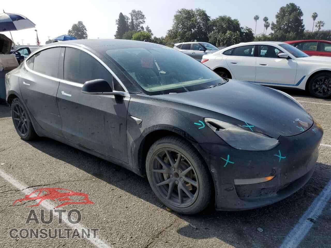 TESLA MODEL 3 2018 - 5YJ3E1EA9JF043230