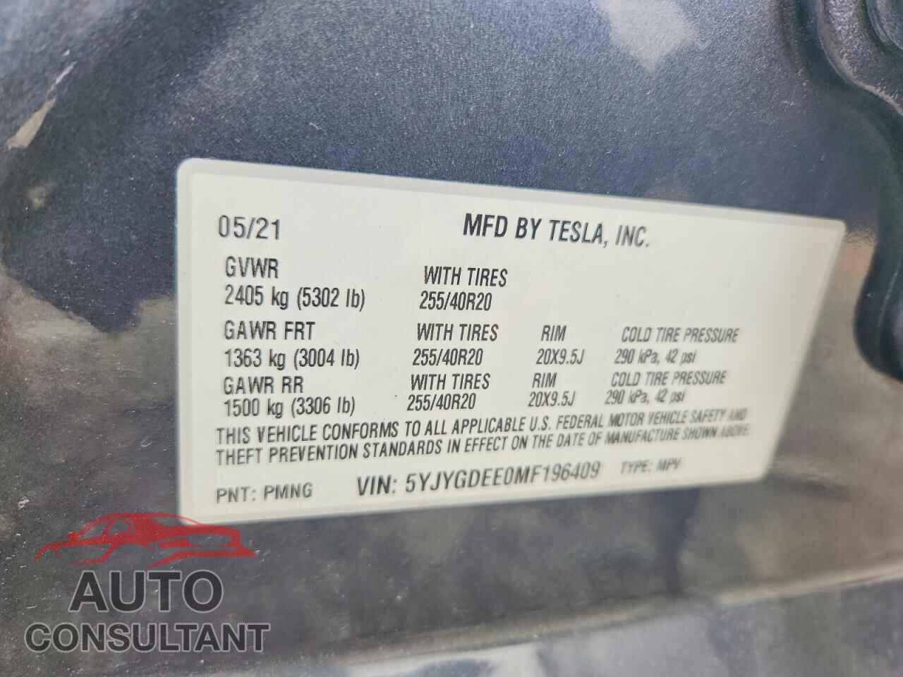 TESLA MODEL Y 2021 - 5YJYGDEE0MF196409