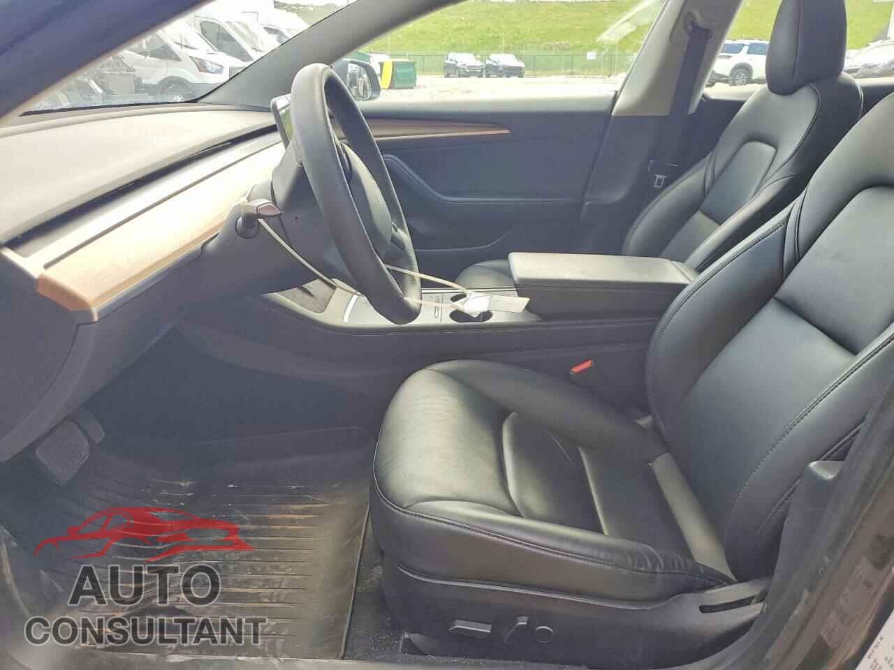 TESLA MODEL 3 2022 - 5YJ3E1EB2NF229724