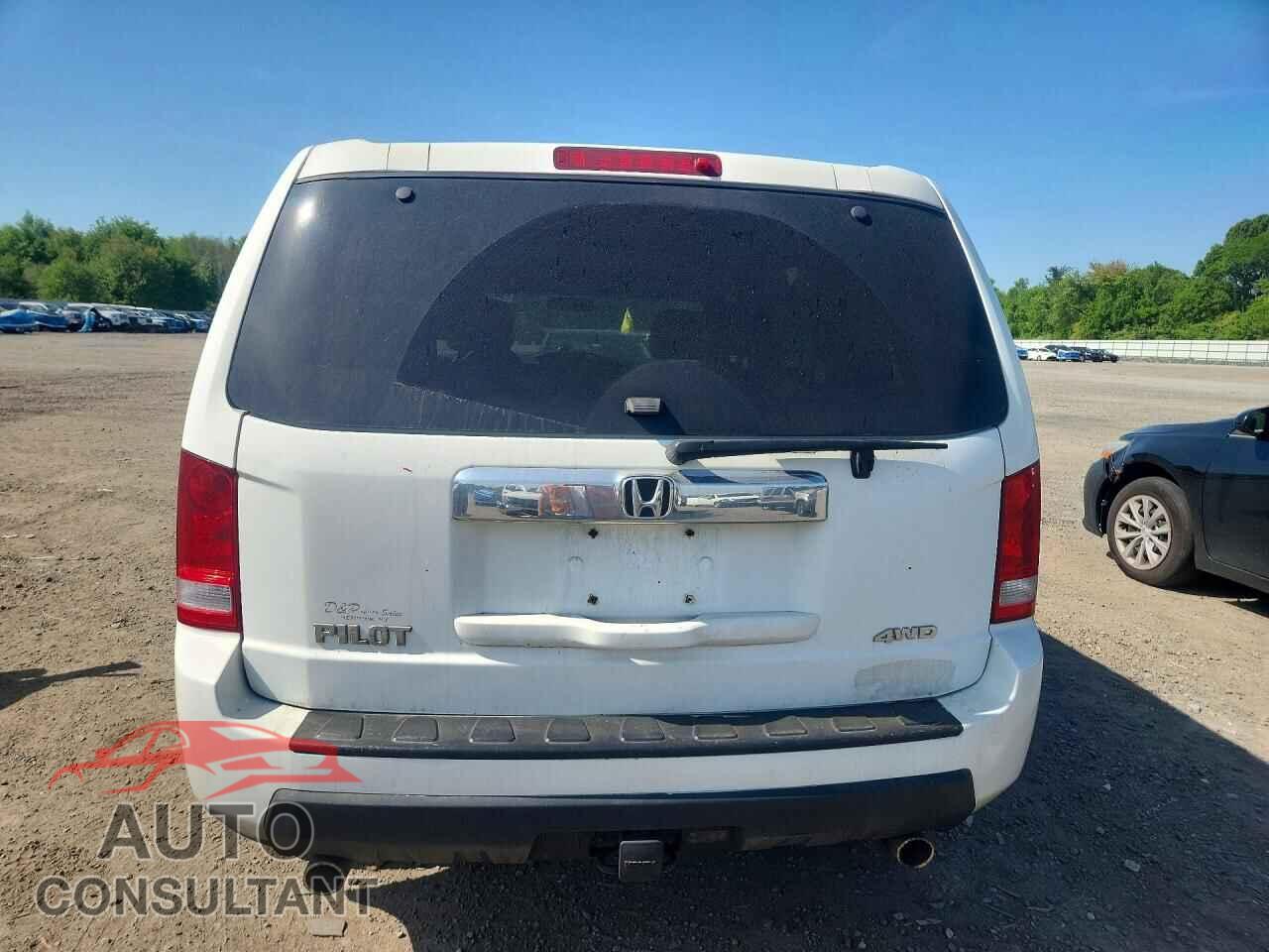 HONDA PILOT 2011 - 5FNYF4H20BB018405