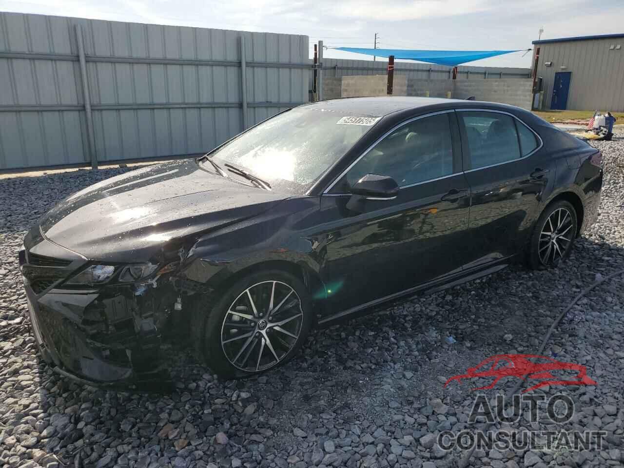TOYOTA CAMRY 2024 - 4T1G11AKXRU885603