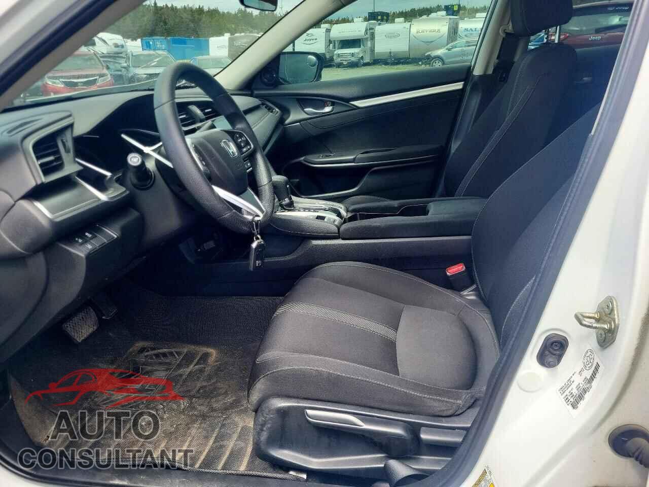 HONDA CIVIC 2018 - 2HGFC2F85JH018308