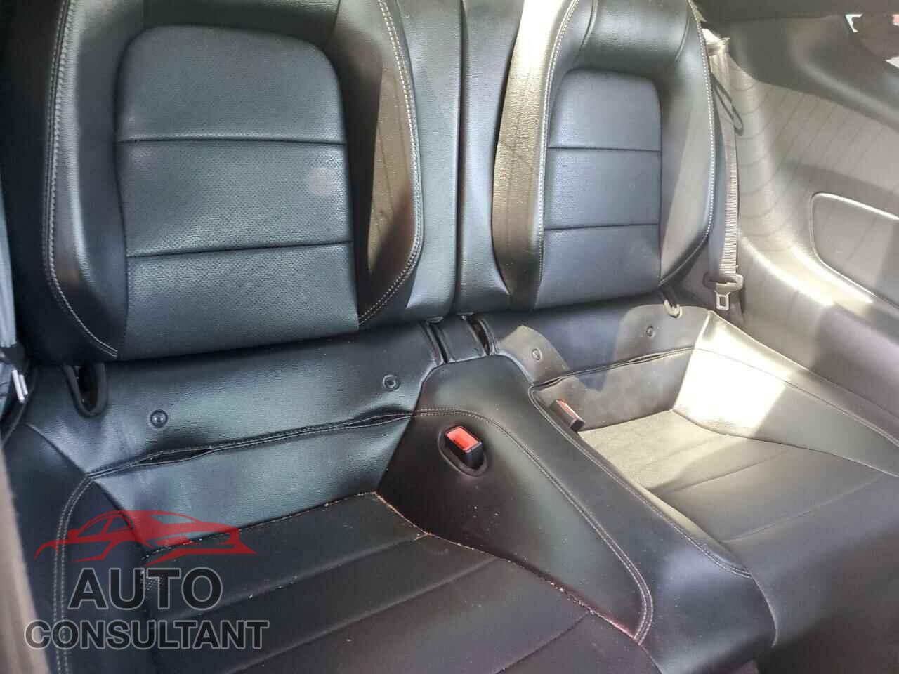 FORD MUSTANG 2020 - 1FA6P8CF6L5136344