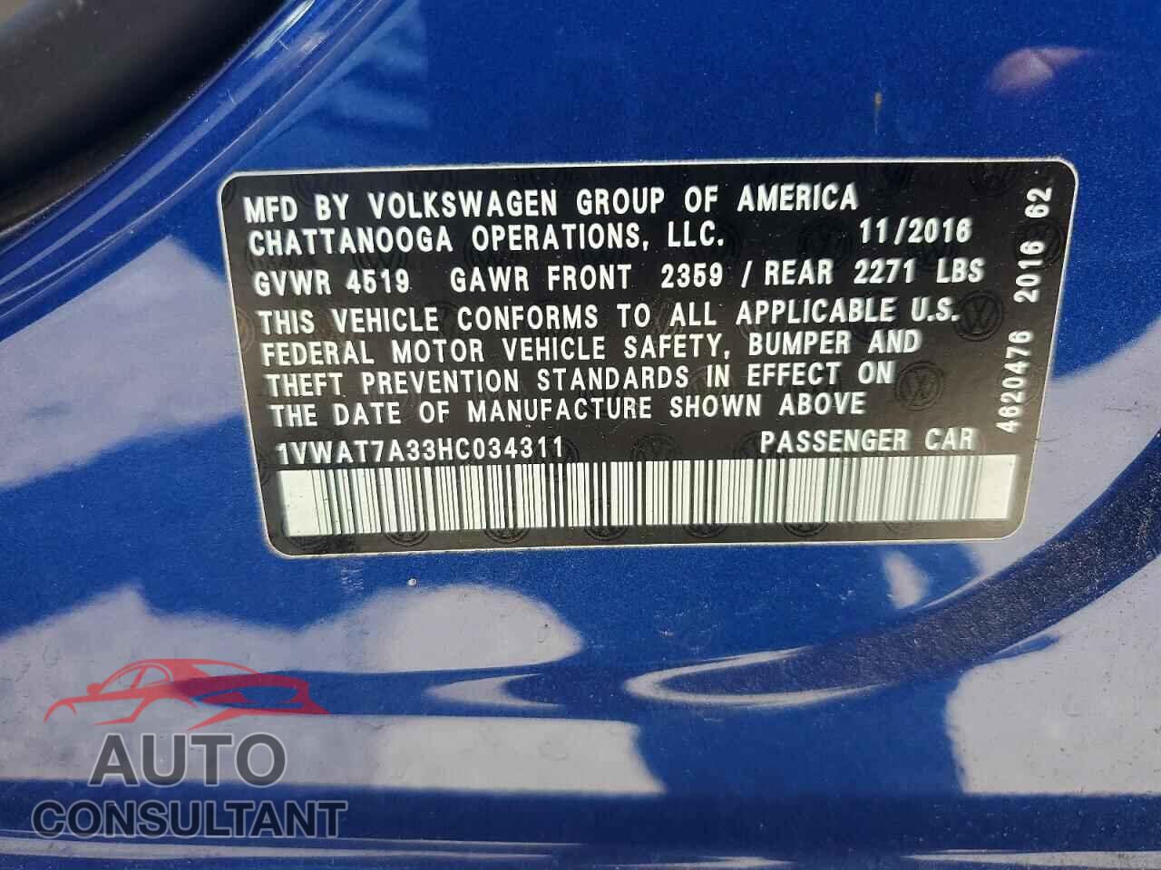 VOLKSWAGEN PASSAT 2017 - 1VWAT7A33HC034311