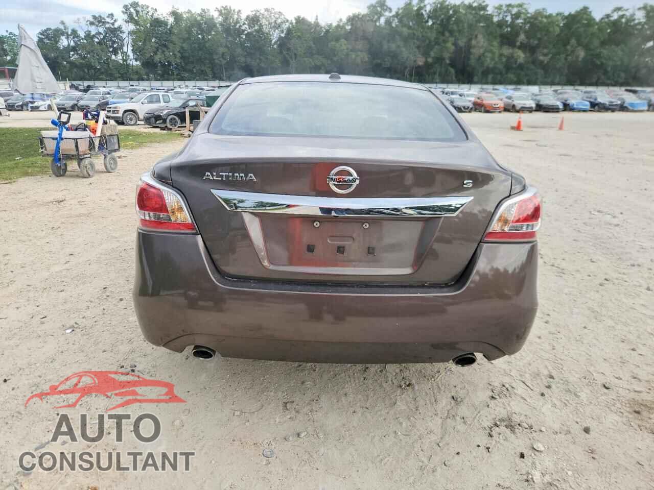 NISSAN ALTIMA 2015 - 1N4AL3AP8FN334321