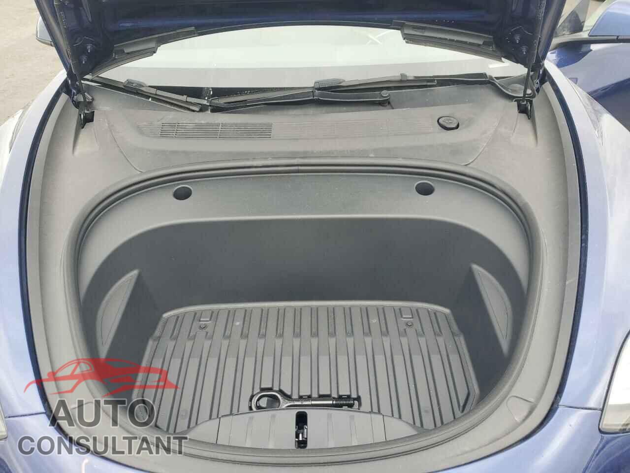 TESLA MODEL 3 2023 - 5YJ3E1EA0PF648357