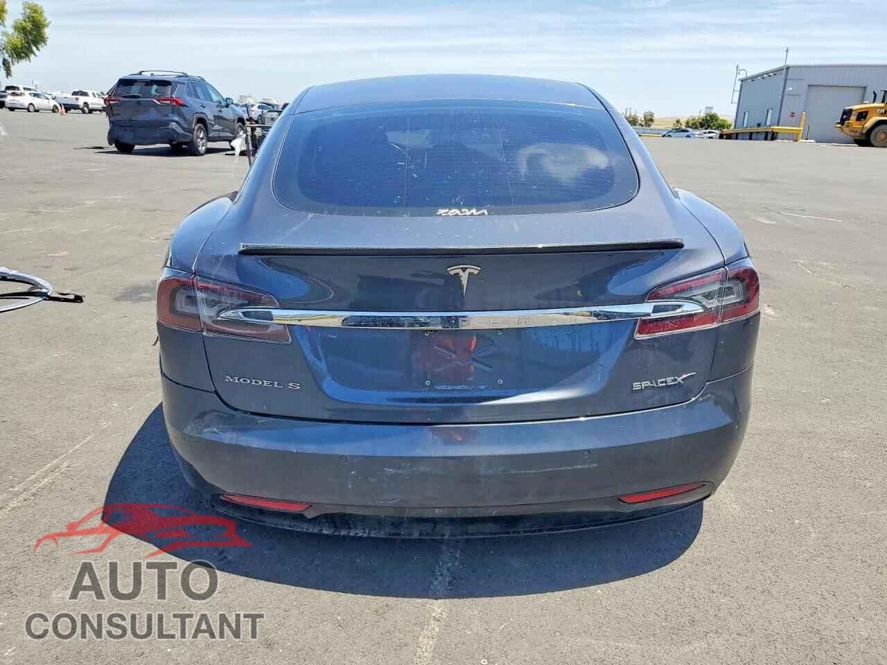 TESLA MODEL S 2016 - 5YJSA1E1XGF147080