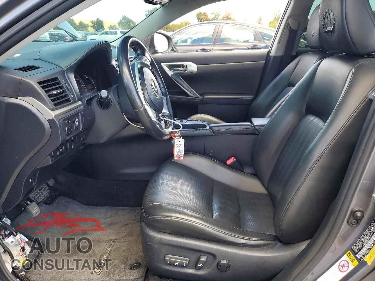 LEXUS CT 200 2013 - JTHKD5BH0D2137106
