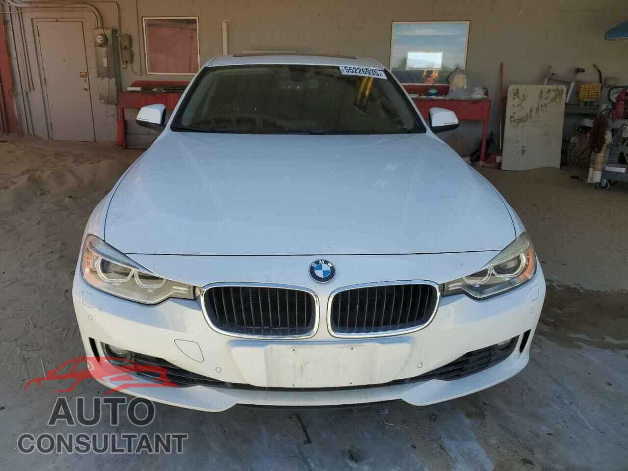 BMW 3 SERIES 2012 - WBA3A5C52CFJ88694