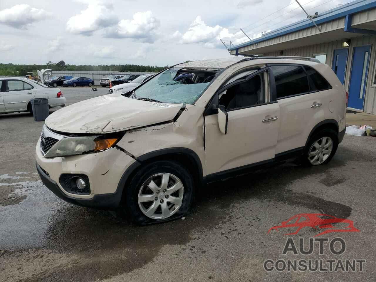 KIA SORENTO 2011 - 5XYKT4A1XBG174475