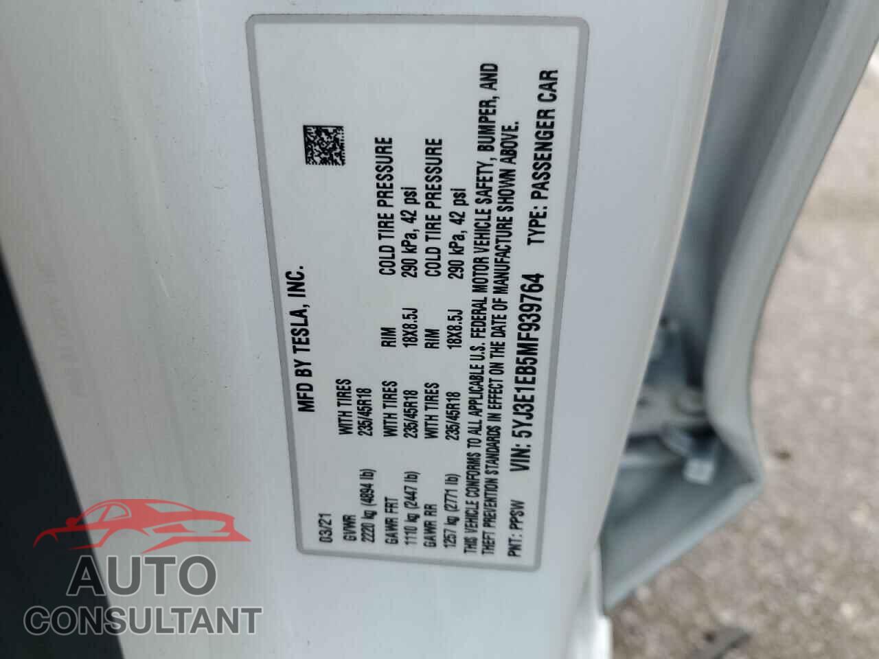 TESLA MODEL 3 2021 - 5YJ3E1EB5MF939764