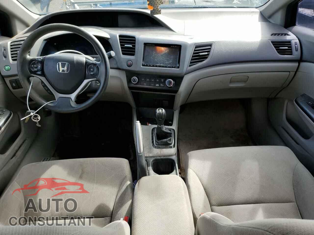 HONDA CIVIC 2012 - 2HGFB2E45CH010584