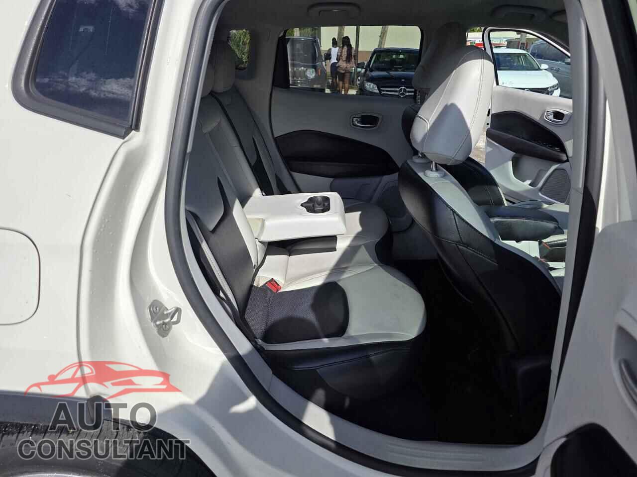 JEEP COMPASS 2021 - 3C4NJCCB1MT511484