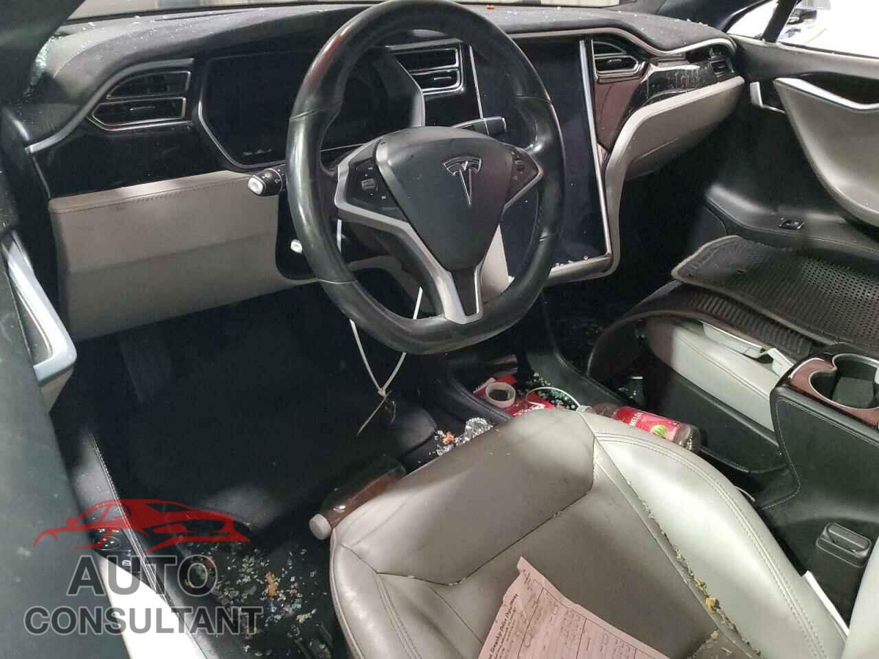 TESLA MODEL S 2015 - 5YJSA1E25FF106153
