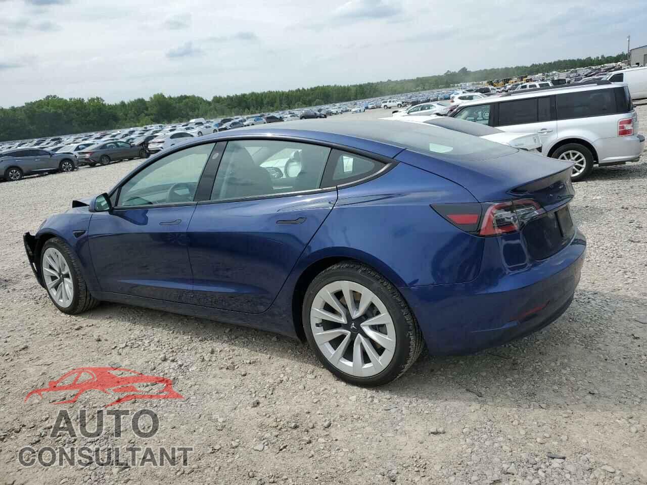 TESLA MODEL 3 2021 - 5YJ3E1EB8MF983600