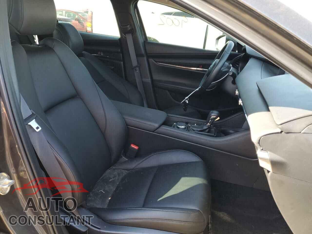 MAZDA 3 2021 - JM1BPBCL7M1315769