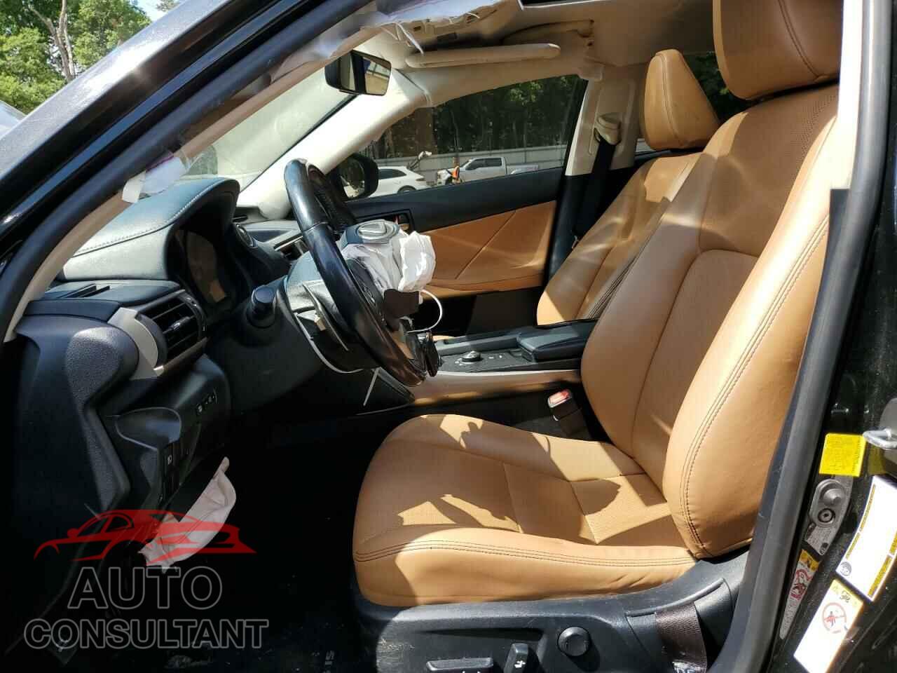 LEXUS IS 2017 - JTHCM1D26H5018275