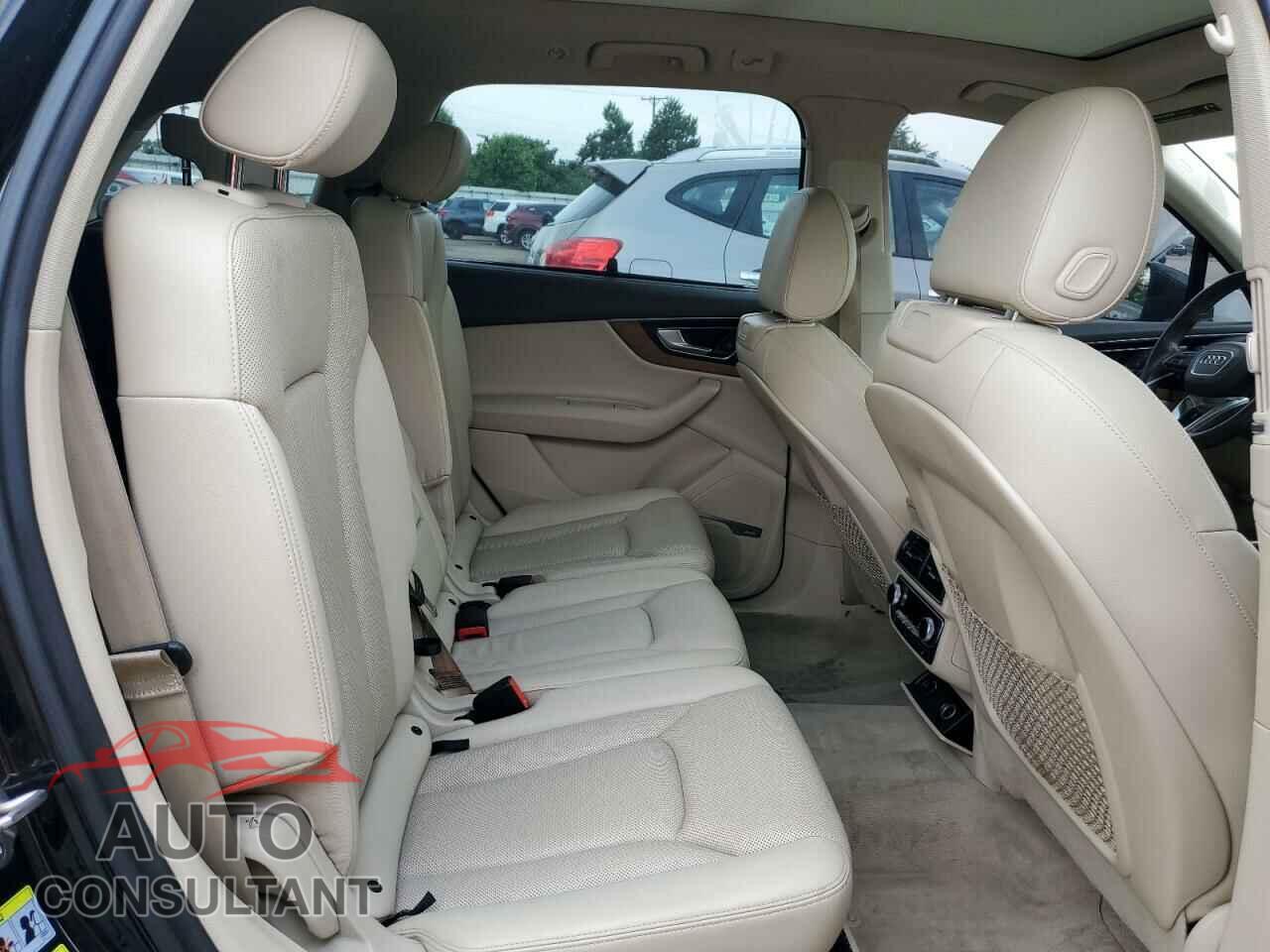 AUDI Q7 2017 - WA1VAAF76HD014755