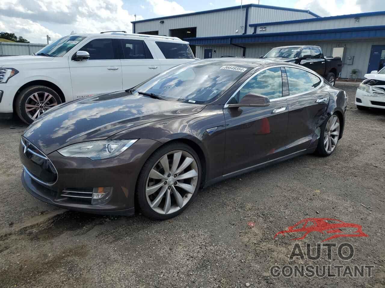 TESLA MODEL S 2013 - 5YJSA1DN4DFP06073