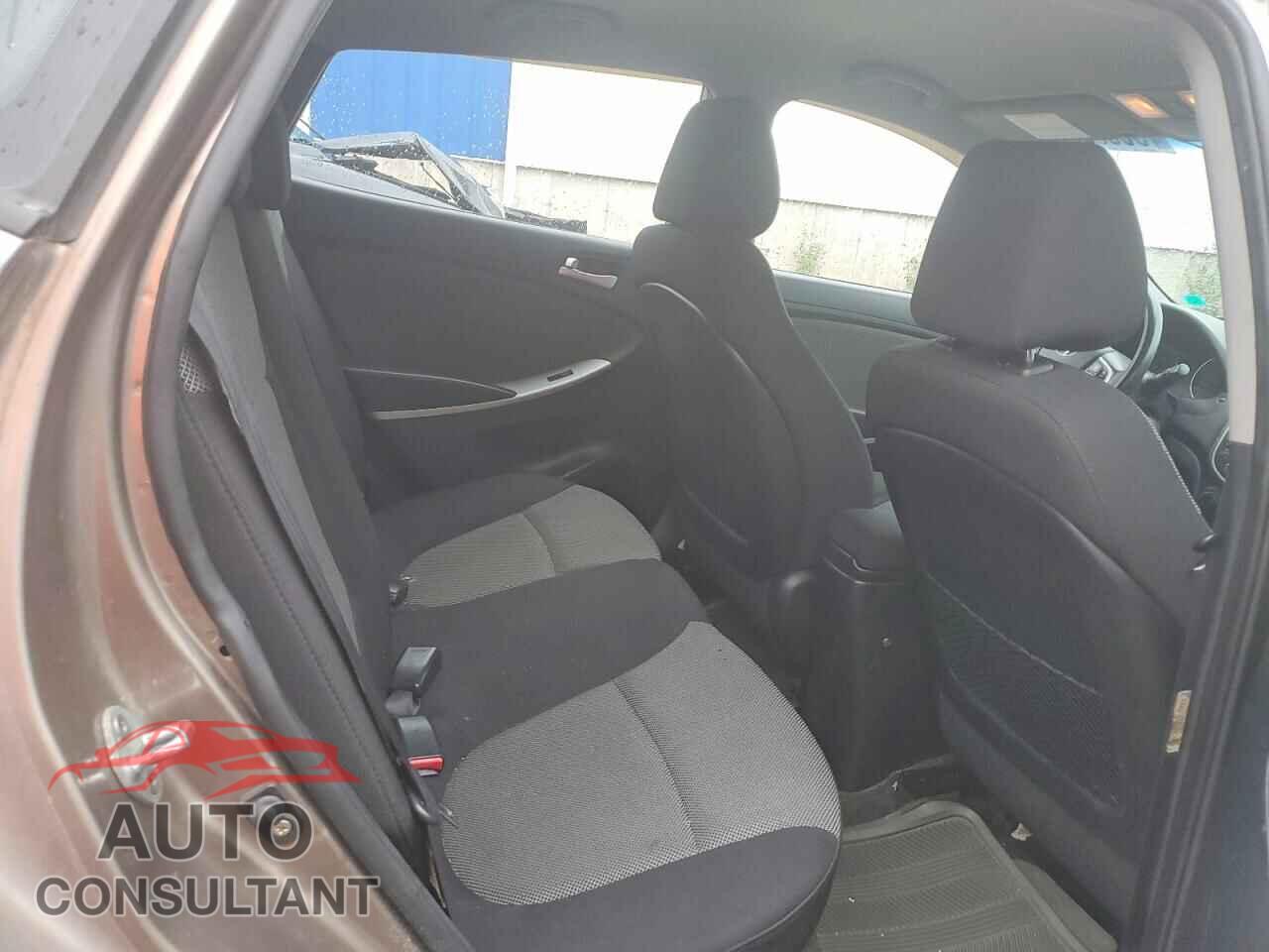 HYUNDAI ACCENT 2012 - KMHCT5AE2CU032193