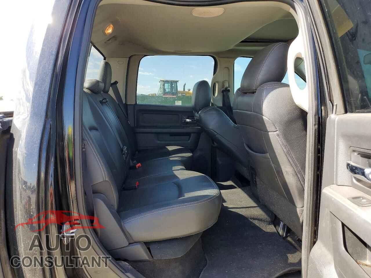 DODGE RAM 1500 2012 - 1C6RD7MT8CS277164
