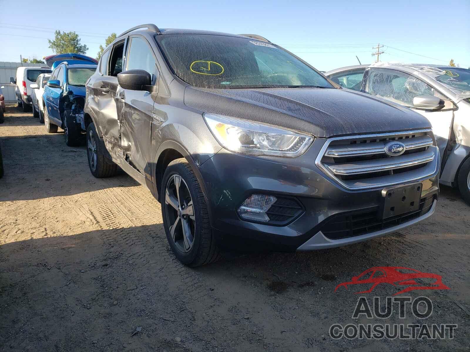 FORD ESCAPE 2017 - 1FMCU9G95HUD36480