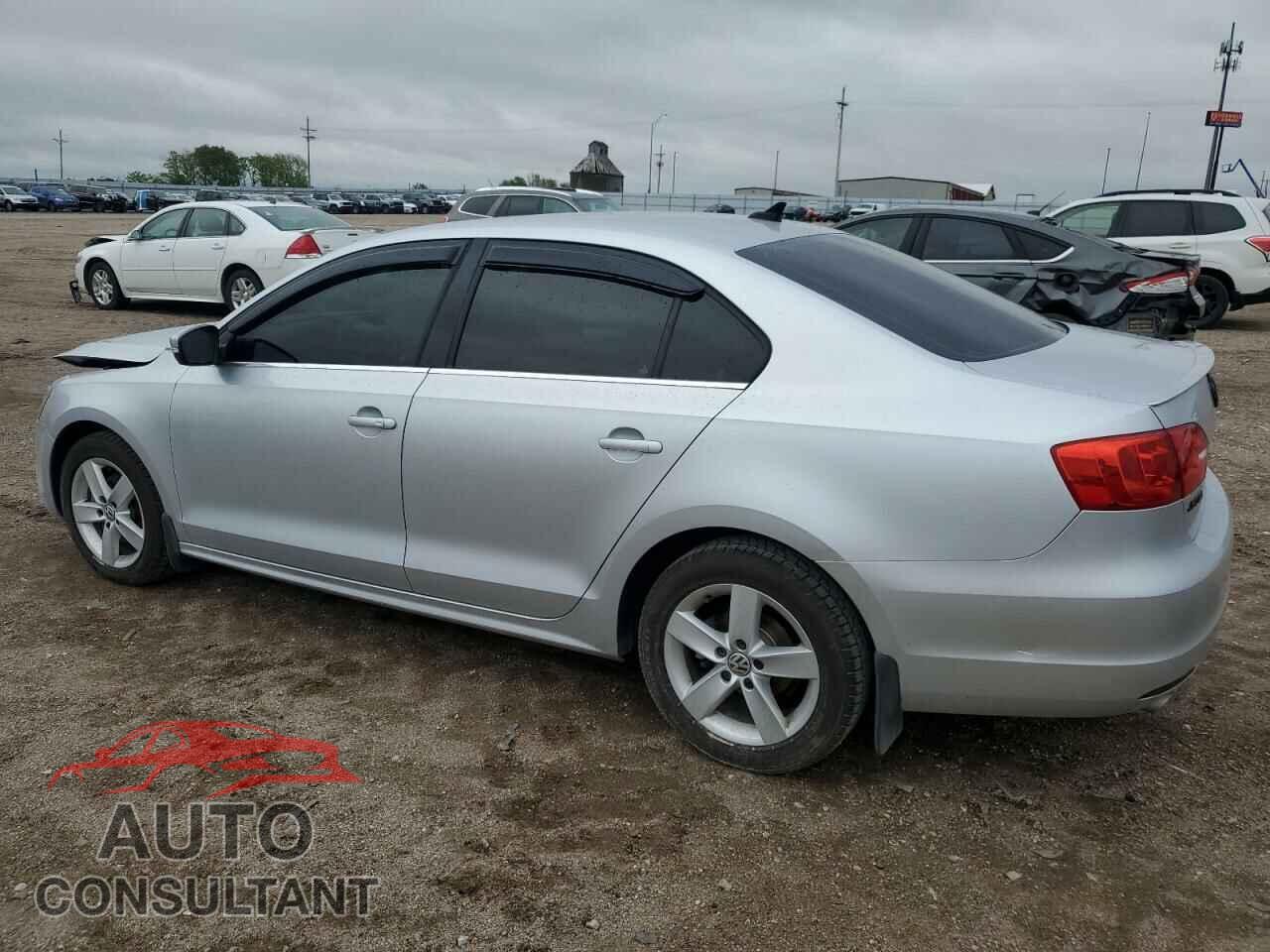 VOLKSWAGEN JETTA 2012 - 3VWLL7AJ8CM365576