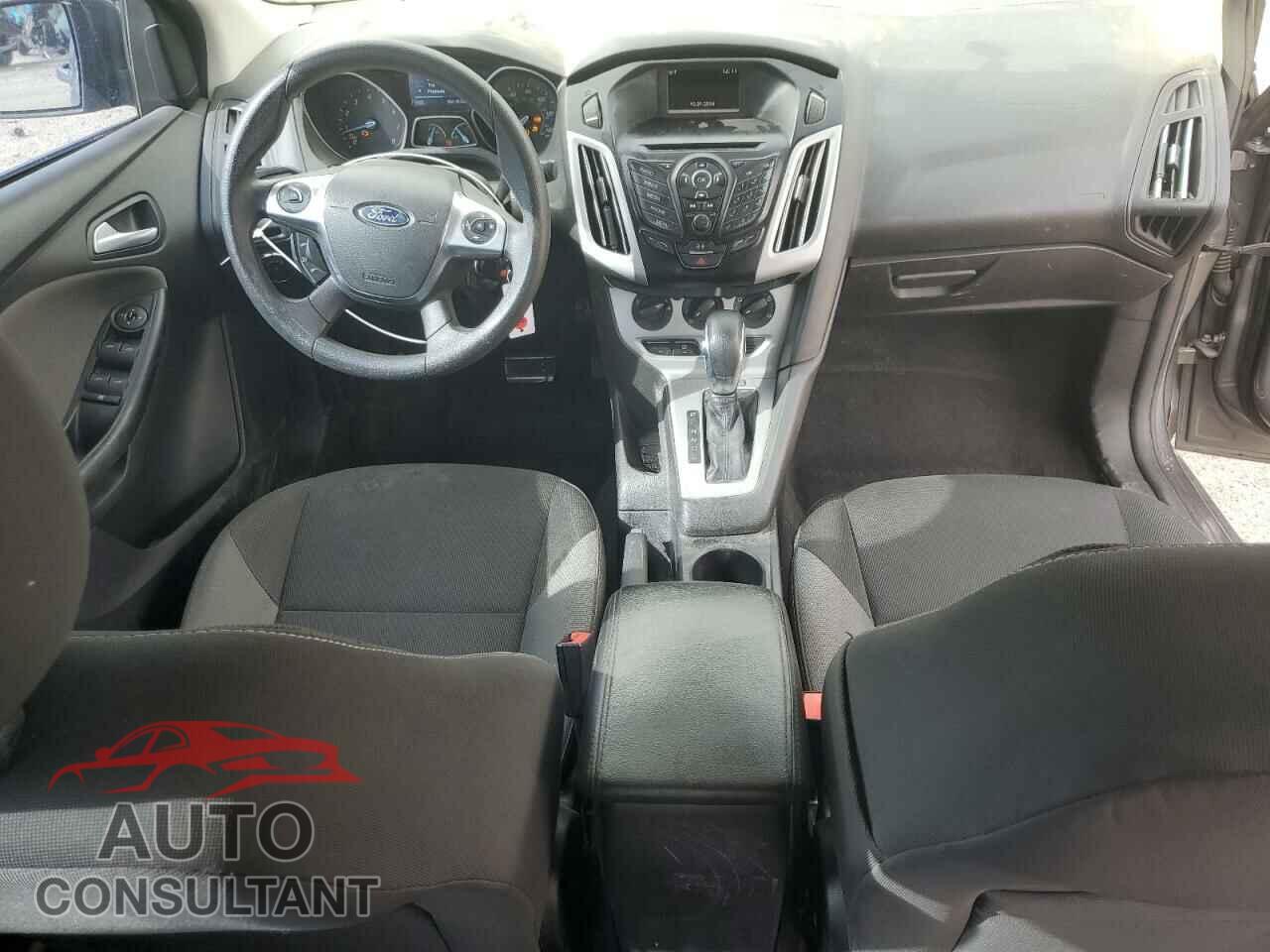 FORD FOCUS 2014 - 1FADP3F24EL298247
