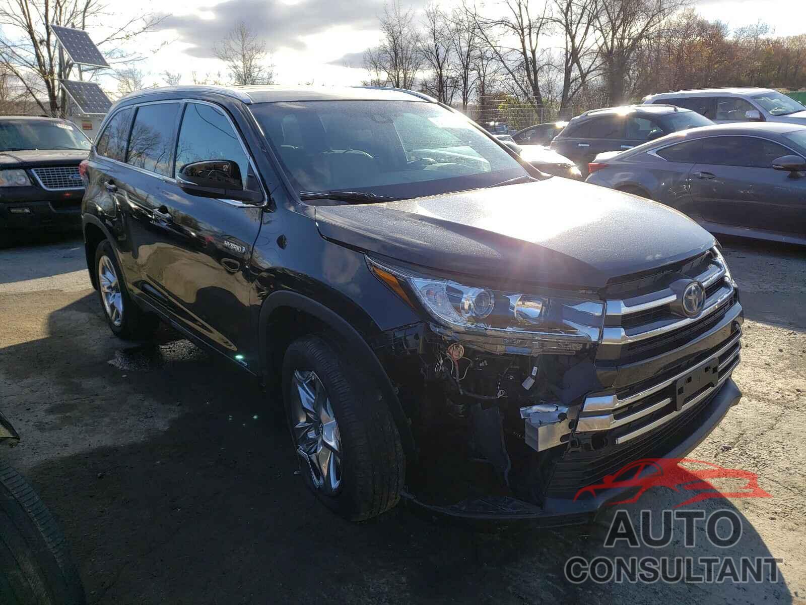 TOYOTA HIGHLANDER 2019 - 5TDDGRFH6KS062372