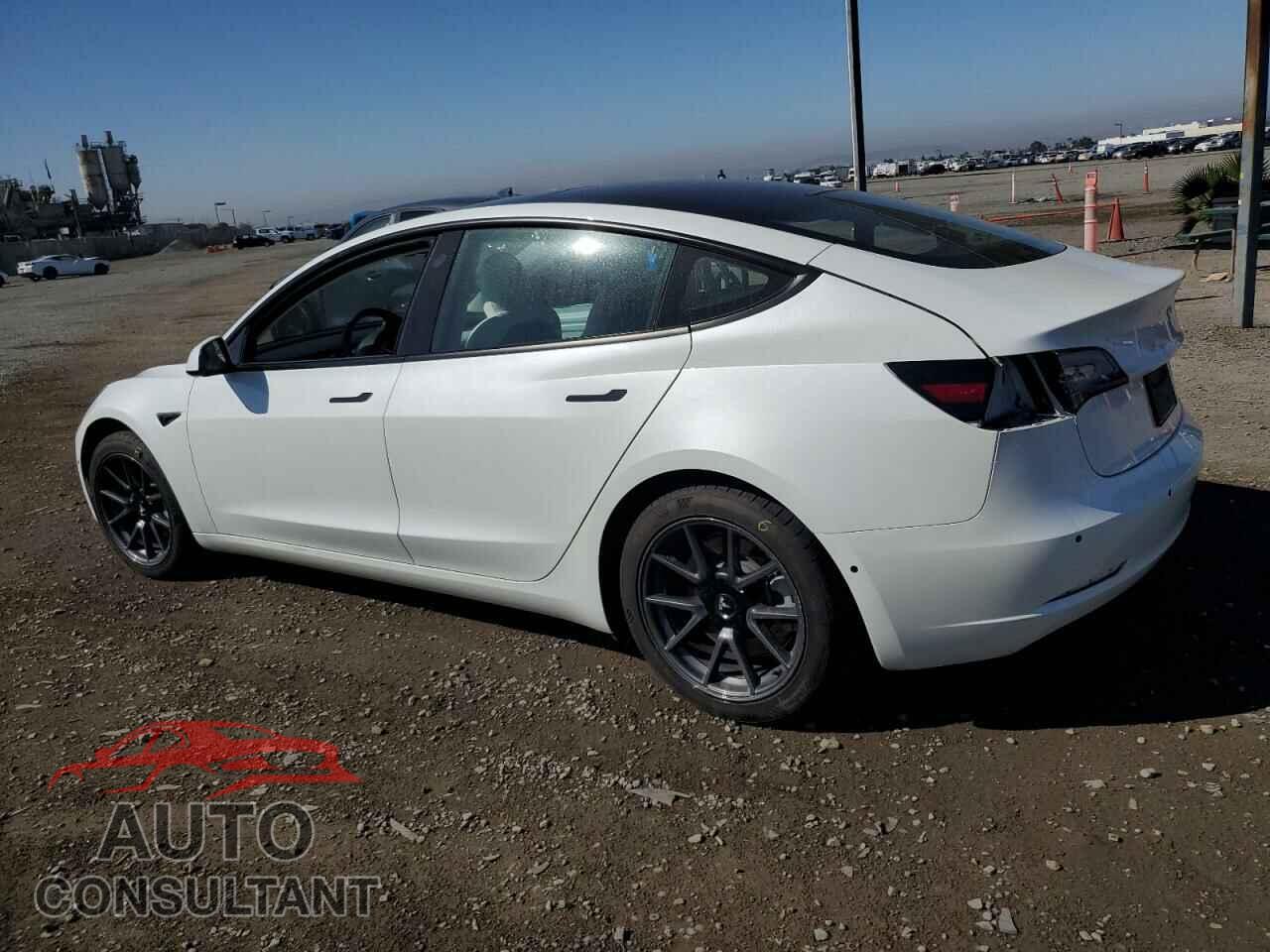TESLA MODEL 3 2021 - 5YJ3E1EA1MF987611