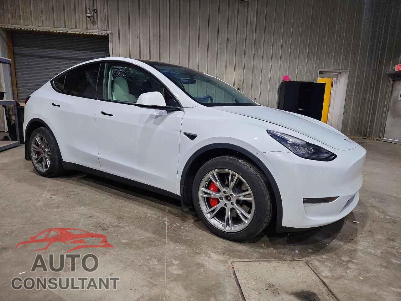 TESLA MODEL Y 2023 - 7SAYGDEE0PF614538