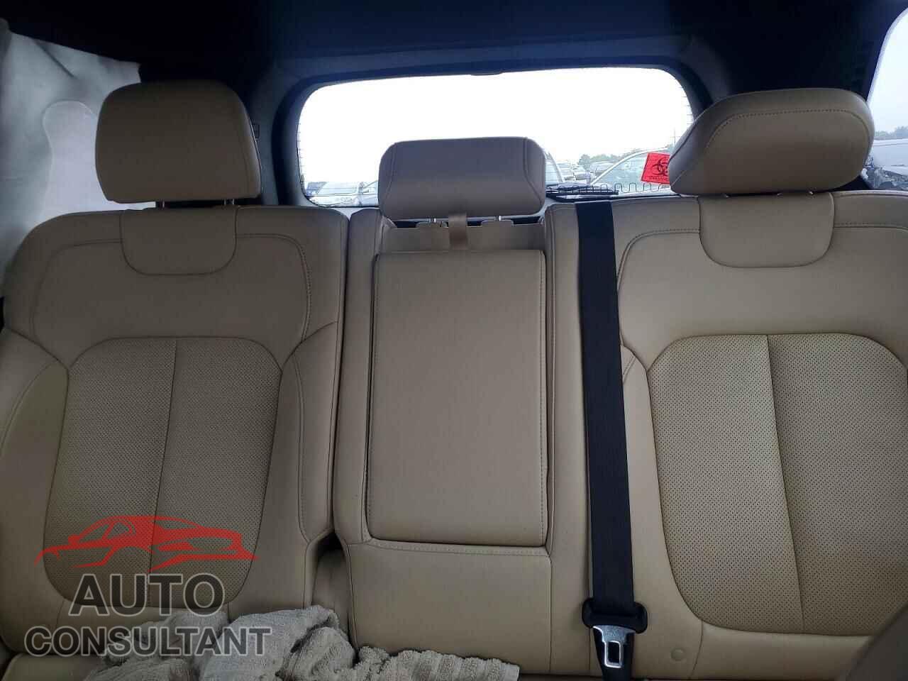 JEEP CHEROKEE 2023 - 1C4RJGBG5PC510036