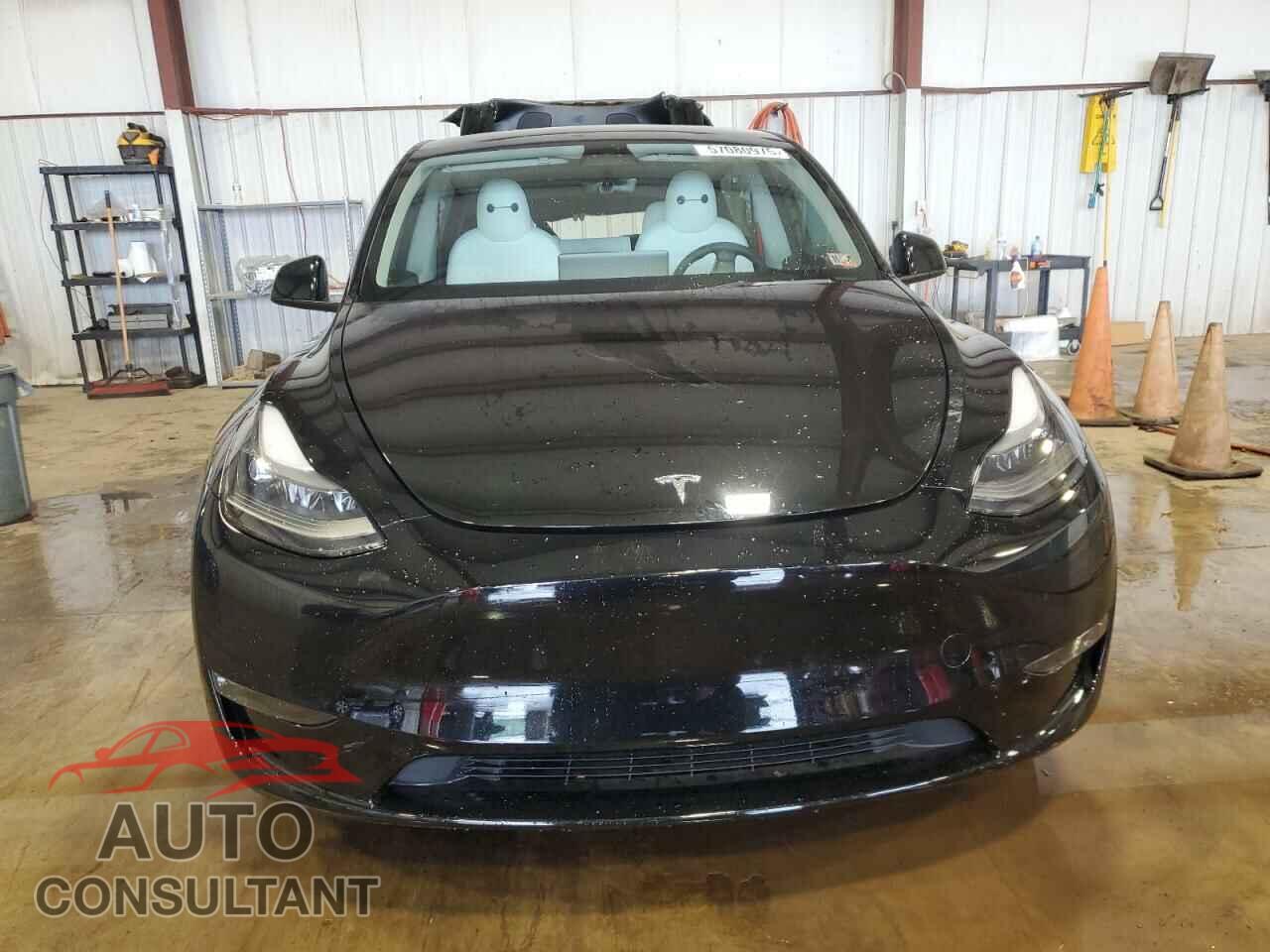 TESLA MODEL Y 2023 - 7SAYGDEF8PF643276