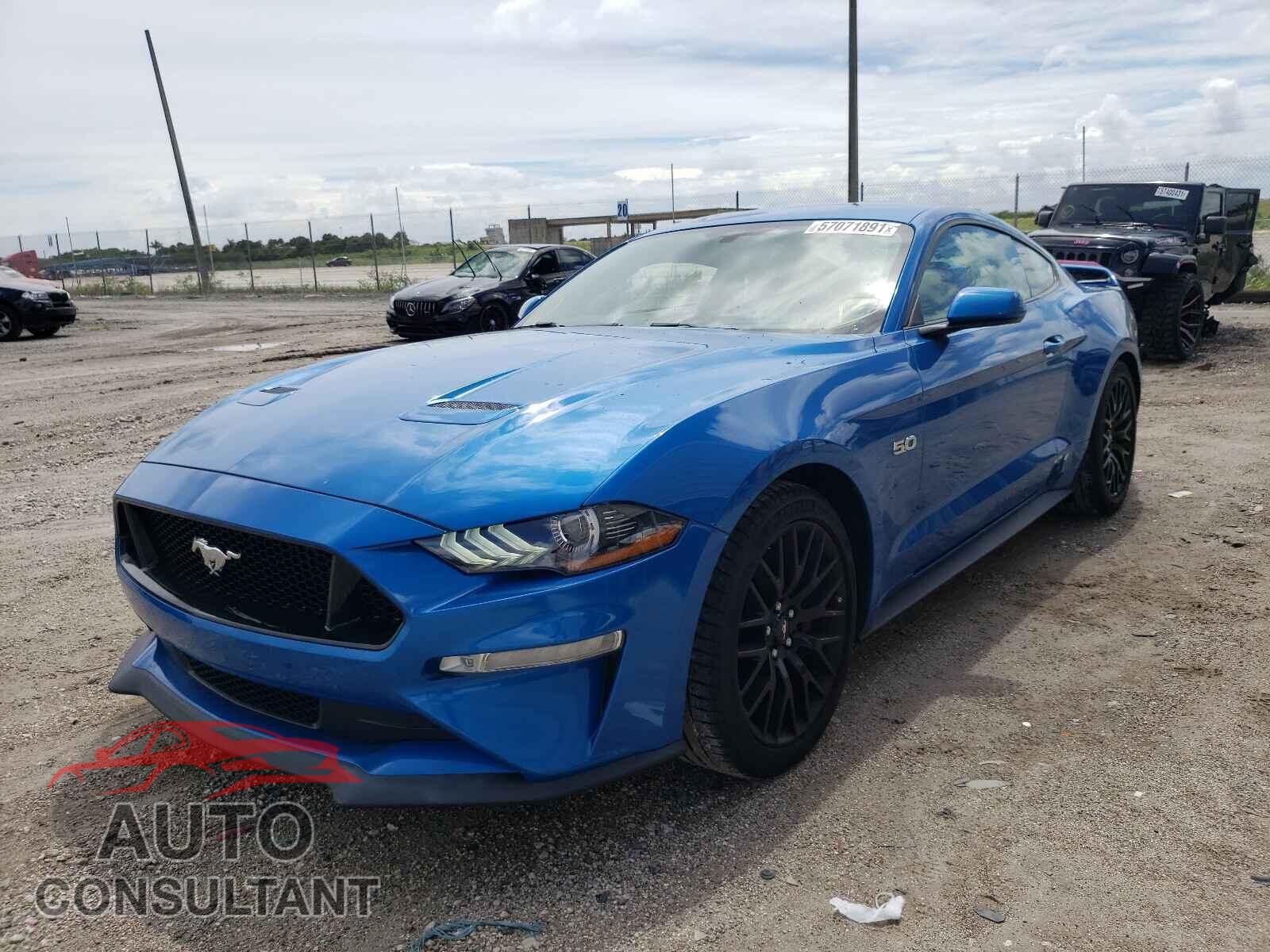 FORD MUSTANG 2020 - 1FA6P8CF2L5100358