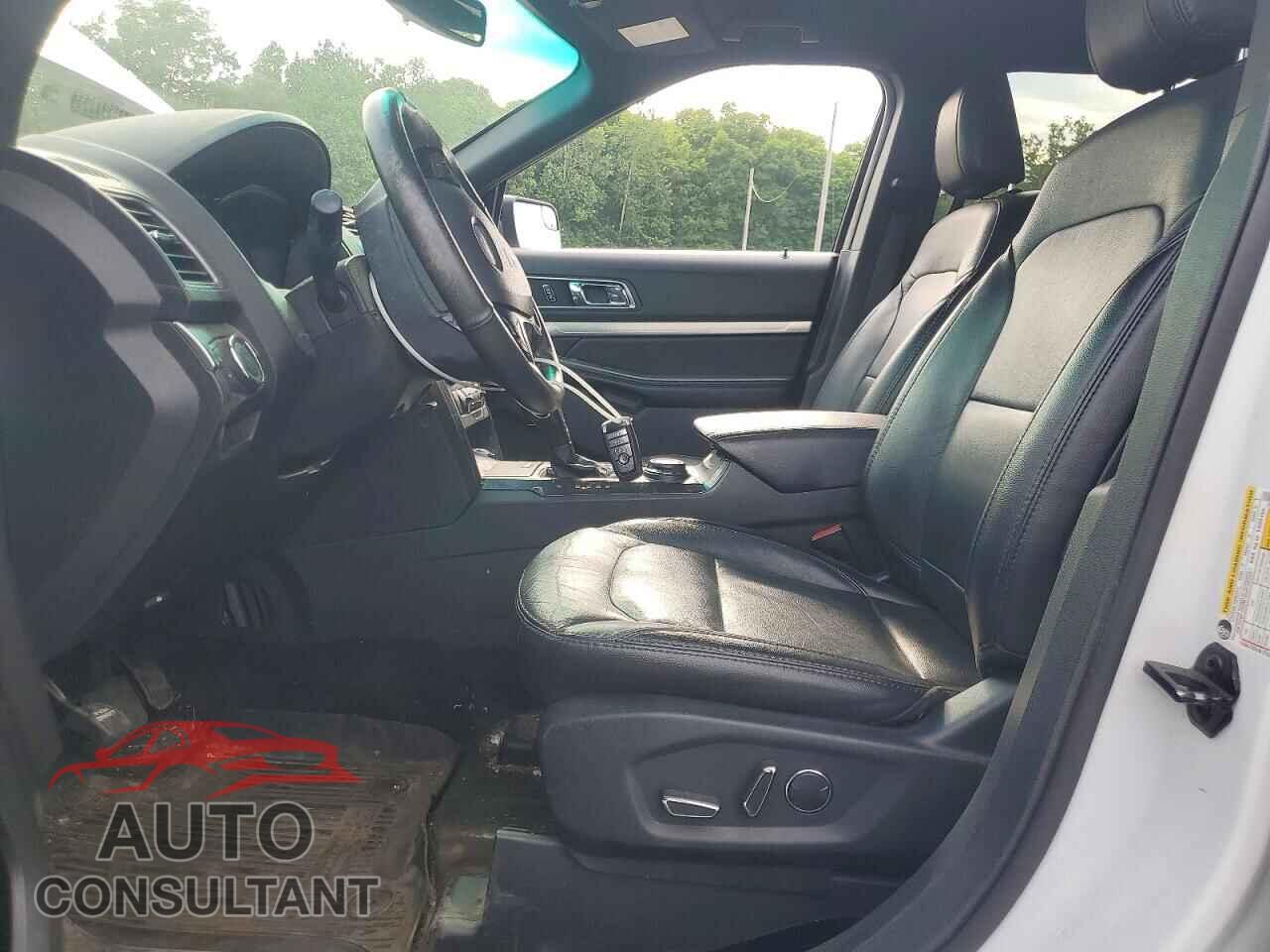 FORD EXPLORER 2018 - 1FM5K8D88JGB25010