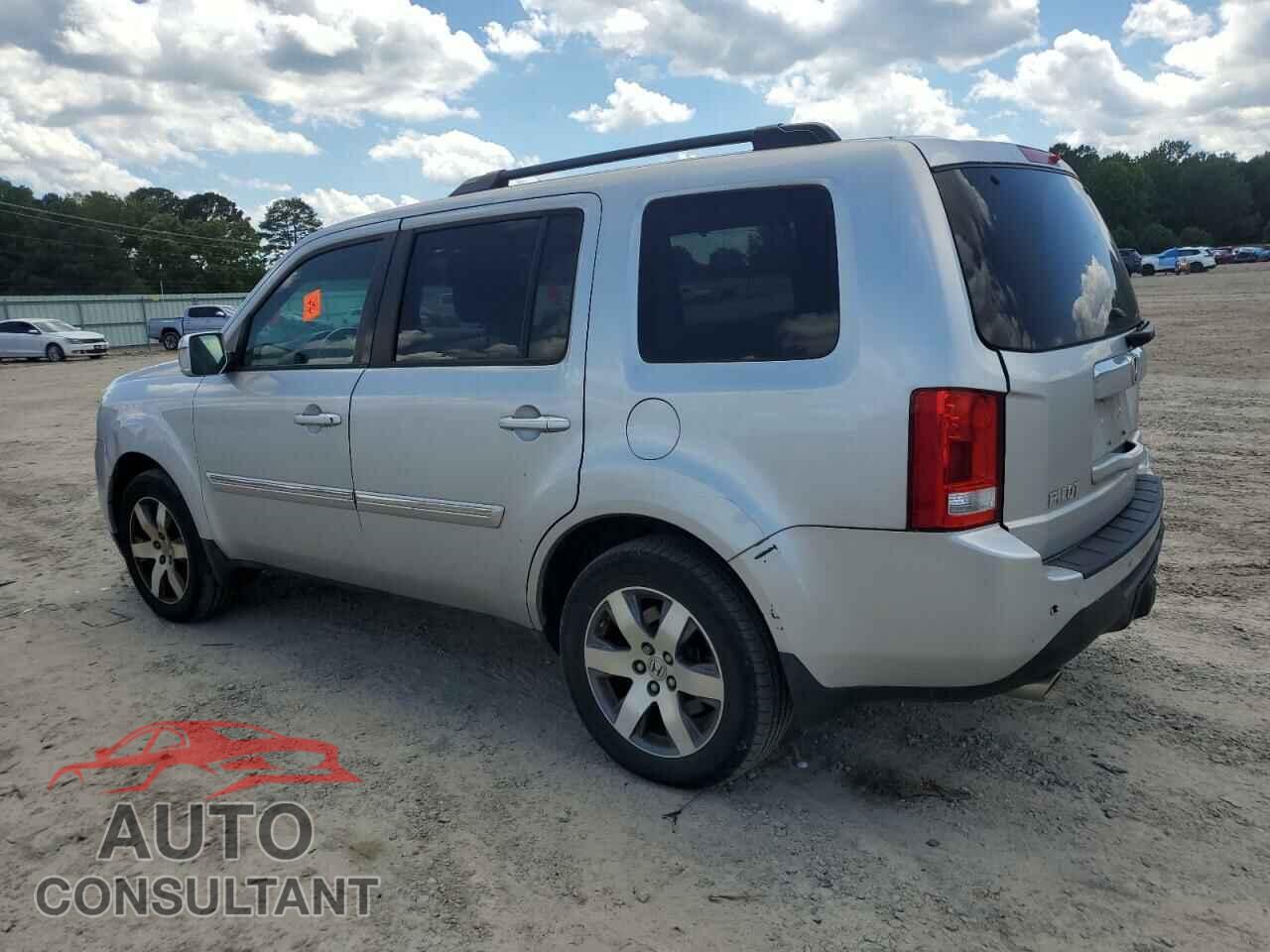 HONDA PILOT 2013 - 5FNYF3H97DB044350