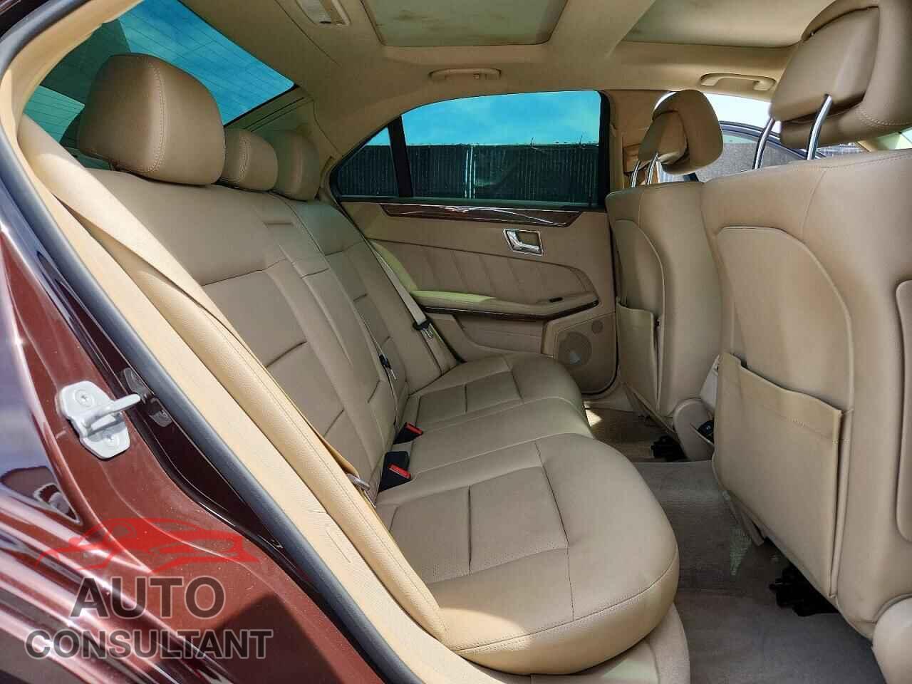 MERCEDES-BENZ E-CLASS 2011 - WDDHF5GB0BA408281