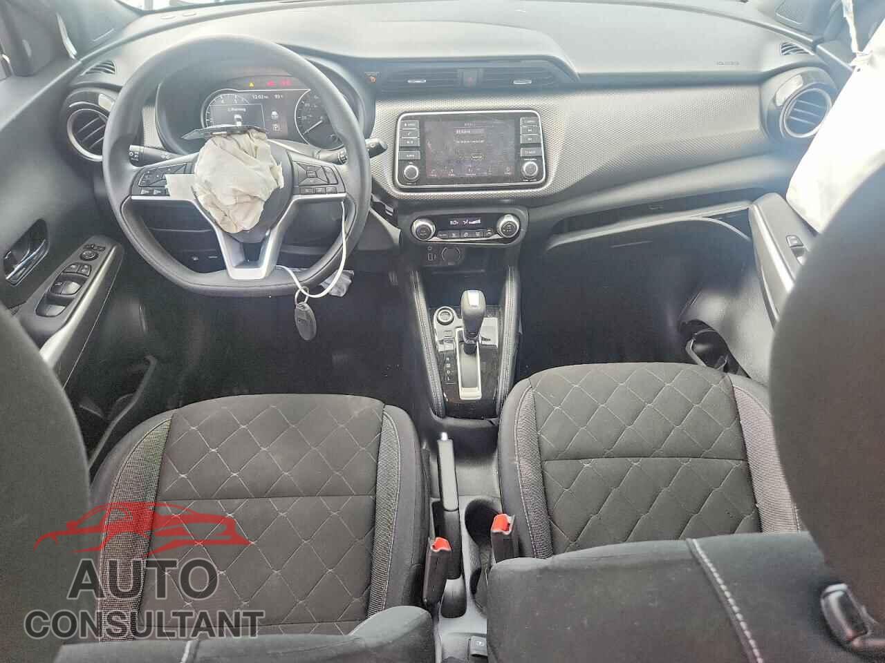 NISSAN KICKS 2019 - 3N1CP5CU3KL491287